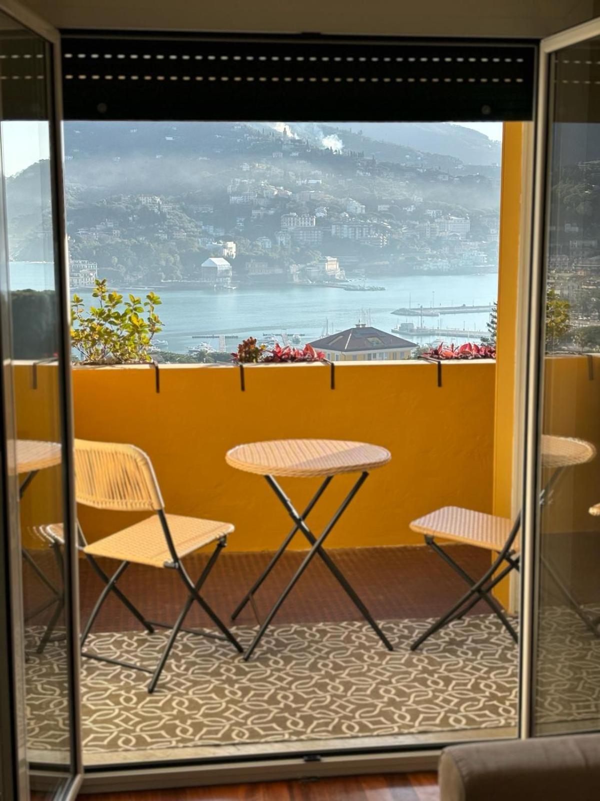 ラッパロBalcone Sul Tigullioアパートメント エクステリア 写真